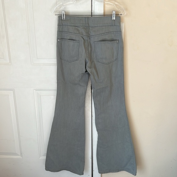 Pilcro Green Low Rise Bootcut Jeans Size 27 - Picture 6 of 10